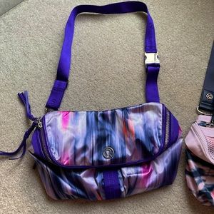 Lululemon Fanny Pack festival purple pink mint condition crossbody